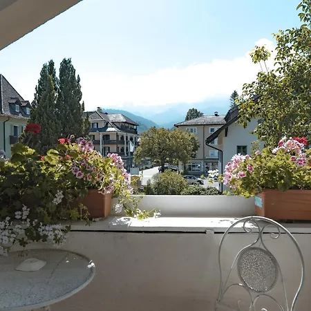 Gästehaus Alpenkranz-2
